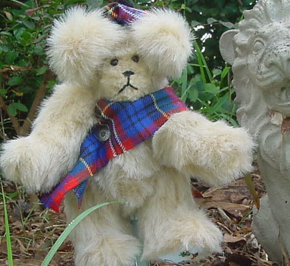 McPherson/MacPherson Scottish Clan Bear